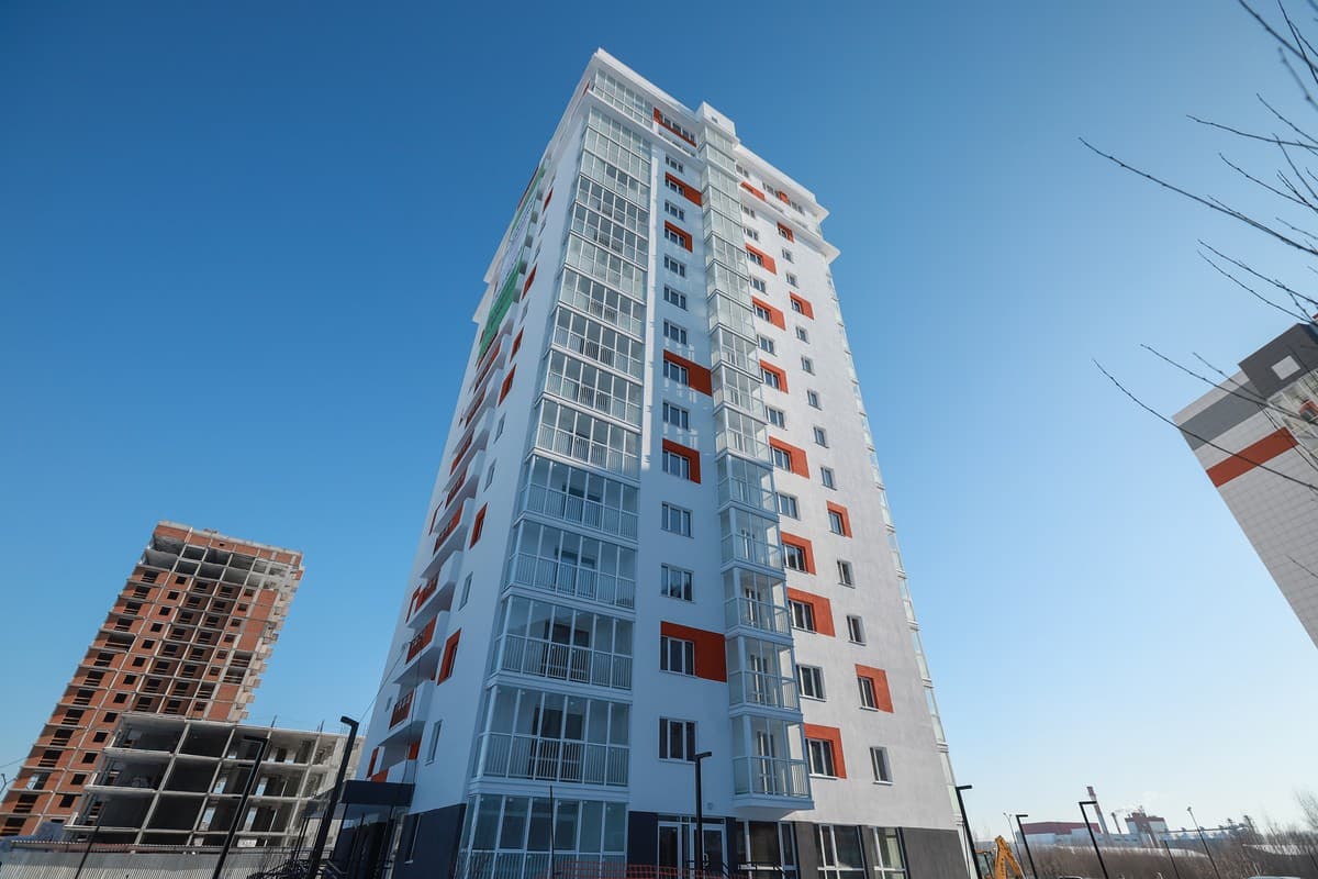 Жк Зоркий парк коммерческое помещение 74.1 кв.м - 1853